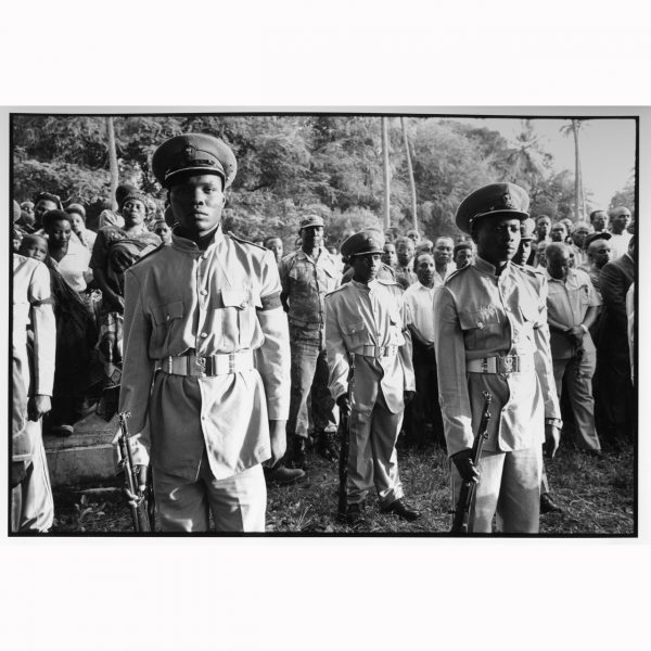 Frédéric Noy : L’adieu aux armes, Dar Es Salaam, Tanzanie, 2000