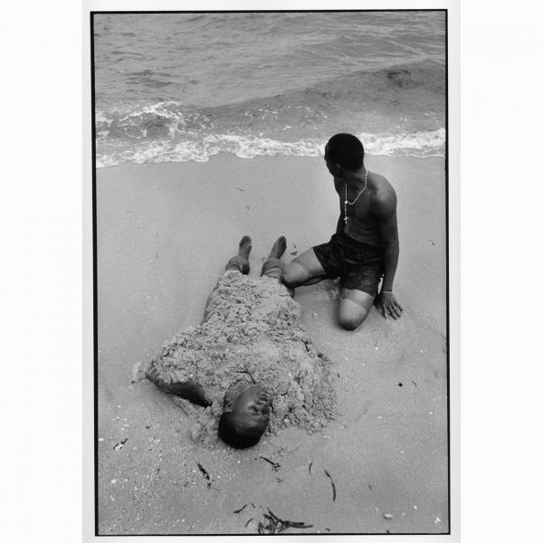 Frédéric Noy : Jeu de plage, Dar Es Salaam, Tanzanie, 2000