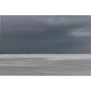 Photographie couleur de Michel Eisenlohr d'une vue du lac Myvatn en Islande, Atelier Galerie Taylor à Paris