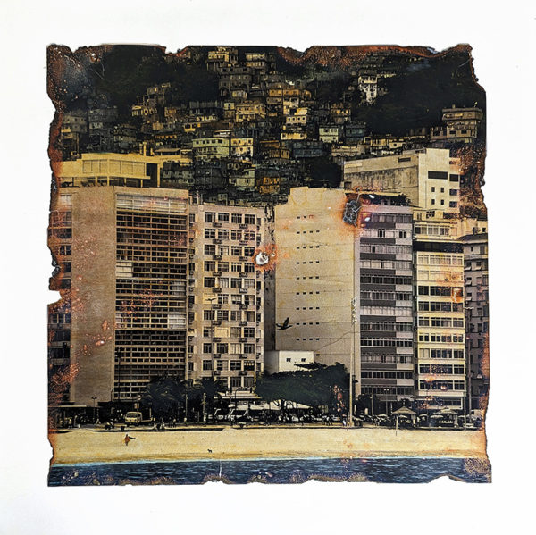 Photographie d'Irène Jonas de paysage de Favelas à Rio à l'Atelier Galerie Taylor